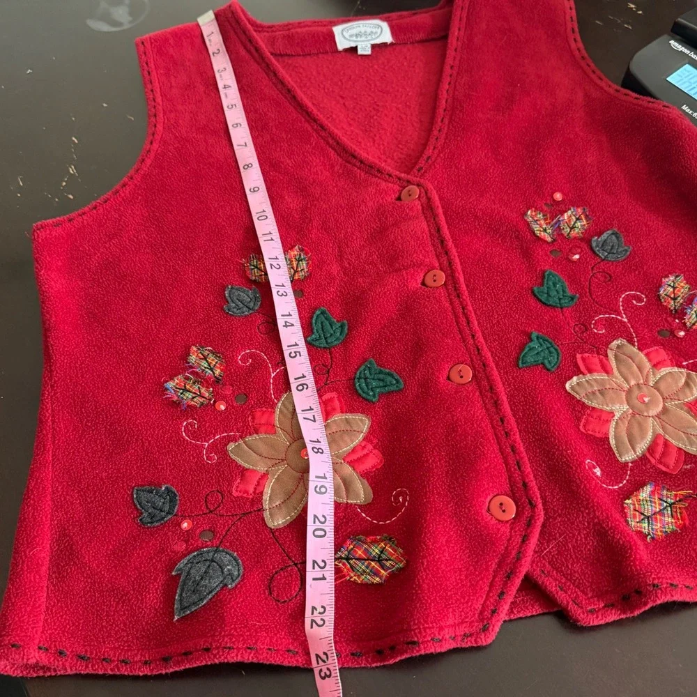 CAROLYN TAYLOR Womens Embroidered Fleece Vest Cottagecore Festive Holiday Size L